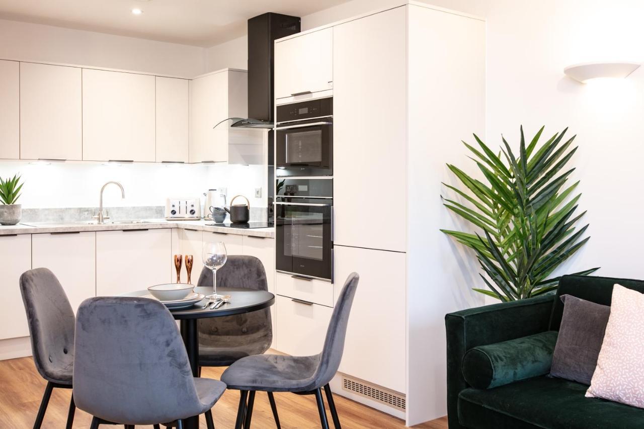 City Centre - Free Parking - Stylish 2 Bedroom Apartment Bristol Eksteriør bilde